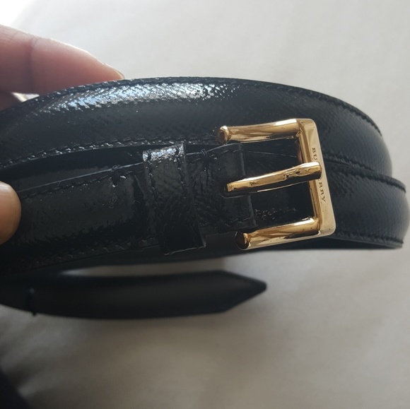 Burberry belt - Picture 1 of 3
